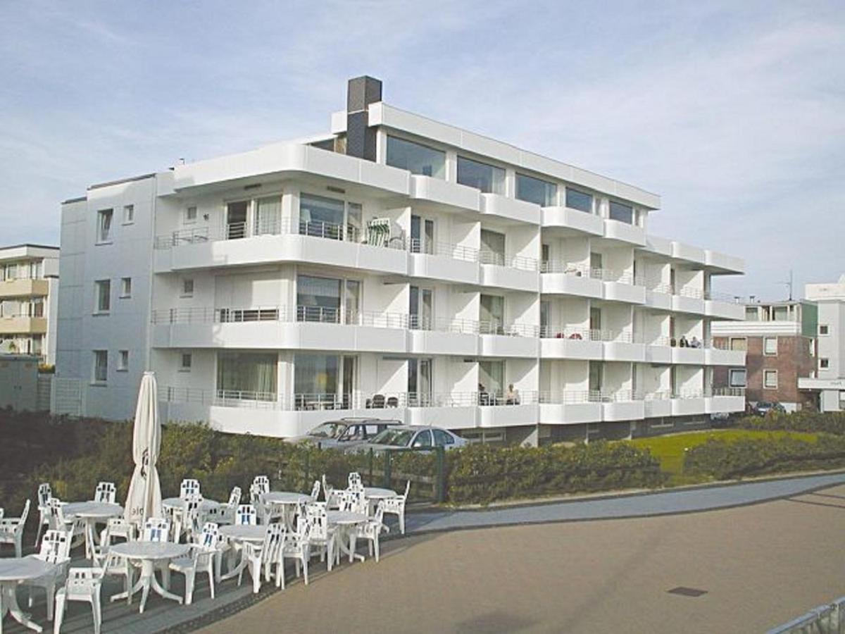 17 Nautilus Apartment *